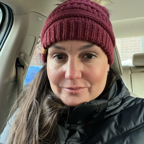 Meet your Posher, Jessica - Picture 5 of 5